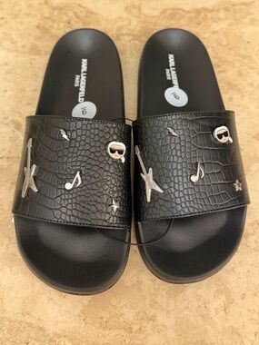 Karl Lagerfeld Black Croc-Embossed Slide Sandals with Silver Charms Size 9